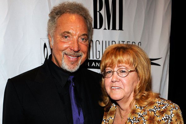 Преминула супруга Тома Џонса: Са Линдом до краја